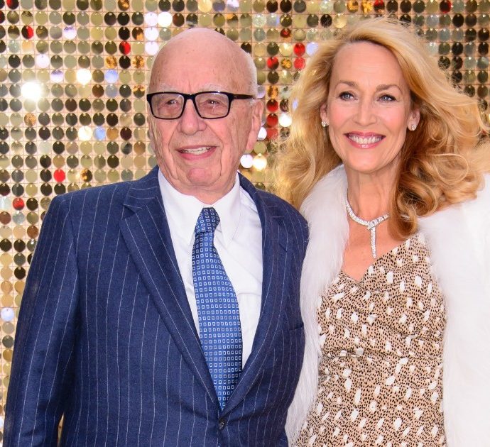 “Rupert Murdoch divorzia a 91 anni da Jerry Hall: finisce così anche il suo quarto matrimonio”