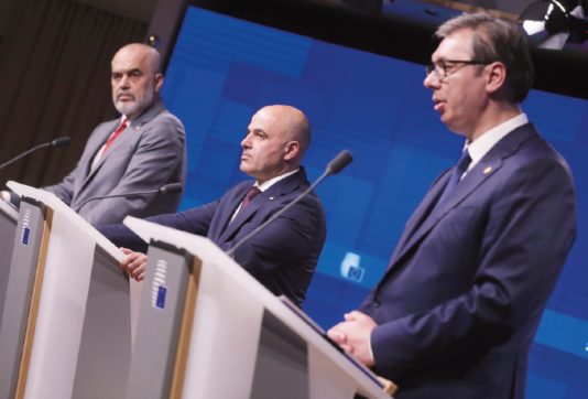 Adesione all’Ue, Balcani delusi: “Conta solo Kiev”