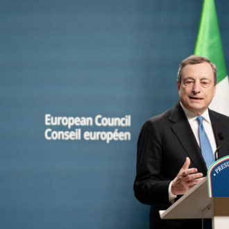 Copertina di Gas, il “successo” di Draghi. Tra 4 mesi. Il Fatto di domani 25 giugno