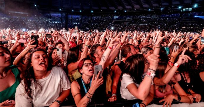 Copertina di Concerti, 23,5 milioni di multa a Viagogo