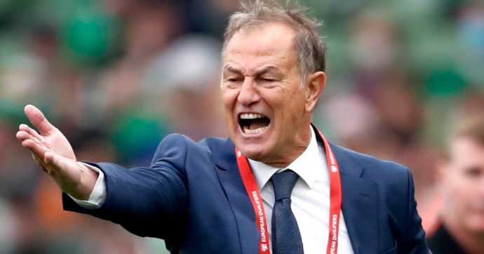 Gianni De Biasi, nel nome di Gigi Simoni: “Fondamentale far capire l’importanza dei sacrifici. Baggio? A lui non si insegna nulla”