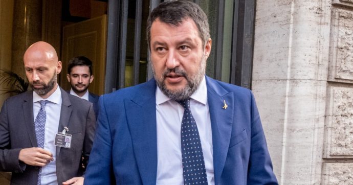 Copertina di Salvini rischia la conta, Letta vuole l’Ulivo