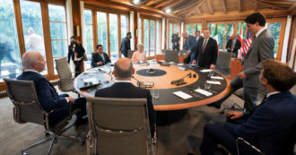 Copertina di Vertice G7, “mandato ai ministri perché studino un tetto ai prezzi dell’energia”. Draghi: “Ridurre per sempre la dipendenza da Mosca”