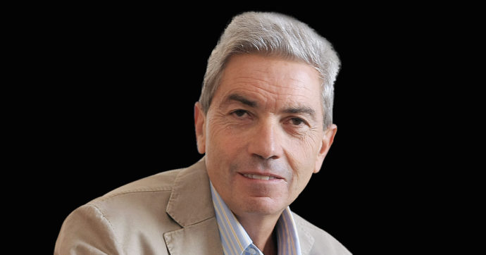 Agli intellettuali da divano preferiamo Papa Francesco