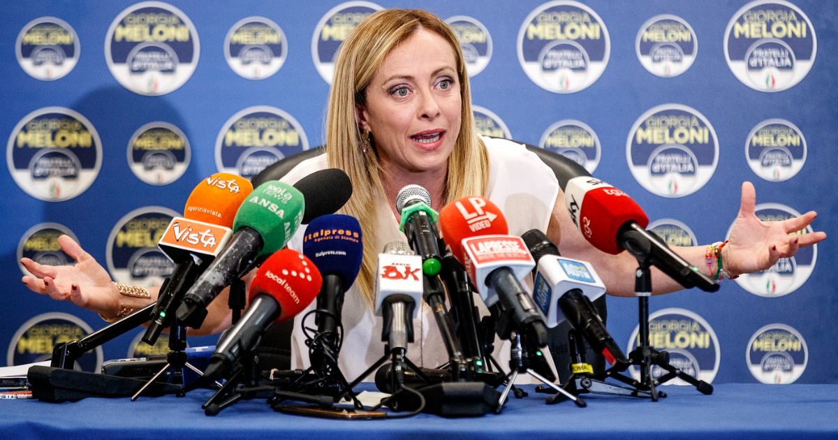 Dopo la delusione dei ballottaggi Meloni avverte Salvini: “Se sei il primo a dire che si perde, difficile che gli elettori credano nella vittoria”