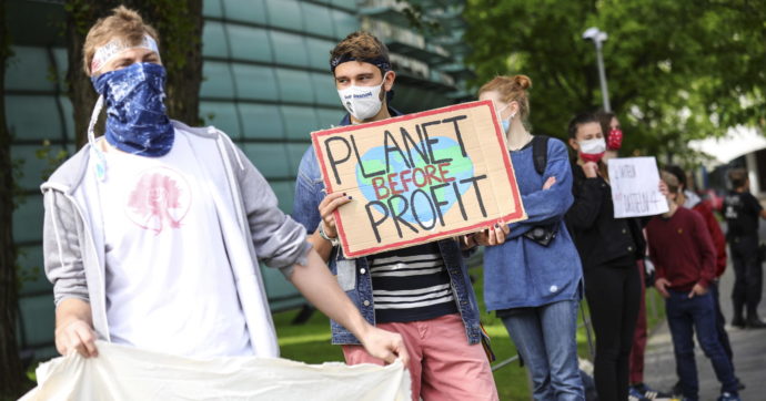 Metti il clima nel Cv: i neo-laureati disertano le carriere poco “green”