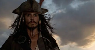 Copertina di Johnny Depp torna alle origini, “trattativa con la Disney per i nuovi film dei Pirati, accordo da 300 milioni di dollari”