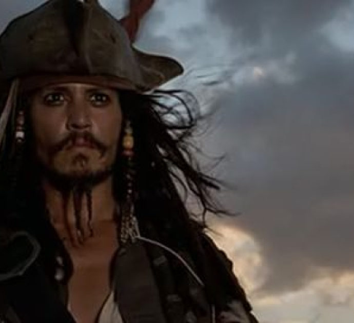 Johnny Depp torna alle origini, “trattativa con la Disney per i nuovi film dei Pirati, accordo da 300 milioni di dollari”