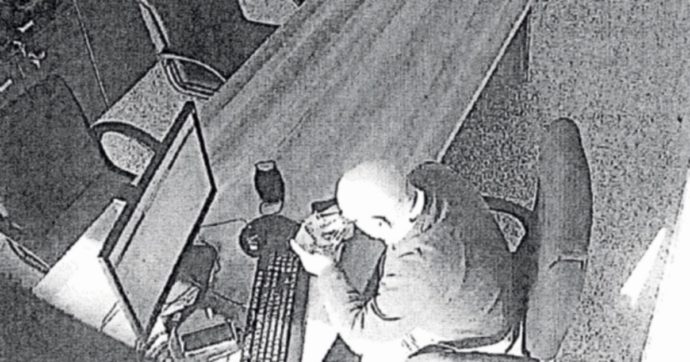 Armi da guerra nella masseria, 12 anni e 8 mesi all’ex gip di Bari