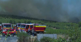 Copertina di Francia, un incendio devasta più di mille ettari sul lato orientale dei Pirenei – Video