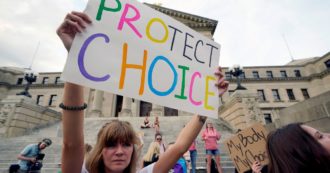 Copertina di Il diritto all’aborto, la salute, l’istruzione, il lavoro: Usa e getta