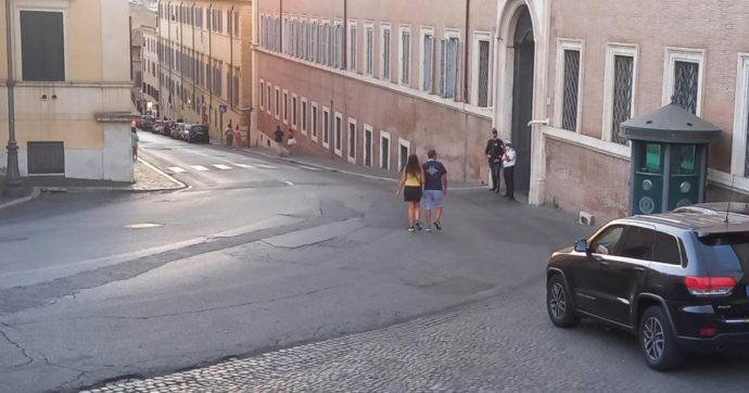 Il leader M5s Giuseppe Conte per oltre un’ora al Quirinale per un colloquio con il presidente Mattarella