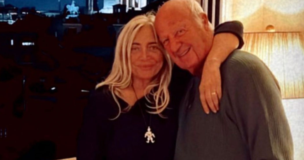 Mara Venier, il marito Nicola ha il Covid e lei lo scopre pochi minuti prima della diretta di Domenica In: “Vorrei stare lì con te”