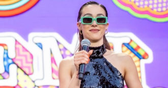 Copertina di Rivalità Aurora Ramazzotti ed Elenoire Casalegno sul palco di Love Mi? Il post che smentisce tutto