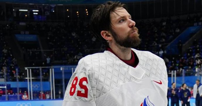 Firma contratto con una squadra Usa, campione russo di hockey arrestato per elusione del servizio militare