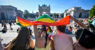 Copertina di La Regione Lombardia nega (ancora) il patrocinio al Pride di Milano. Sala: “Occasione persa per riconoscere i diritti umani”