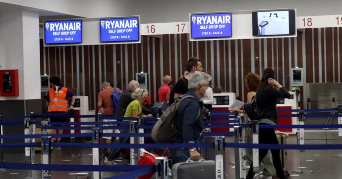 Caos voli, previsti disagi per lo sciopero del 17 luglio: si fermano Ryanair, EasyJet e Volotea