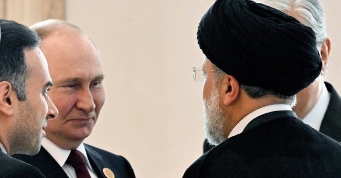 Copertina di La Russia non è isolata, le sanzioni fanno flop e irritano gli anti-Putin