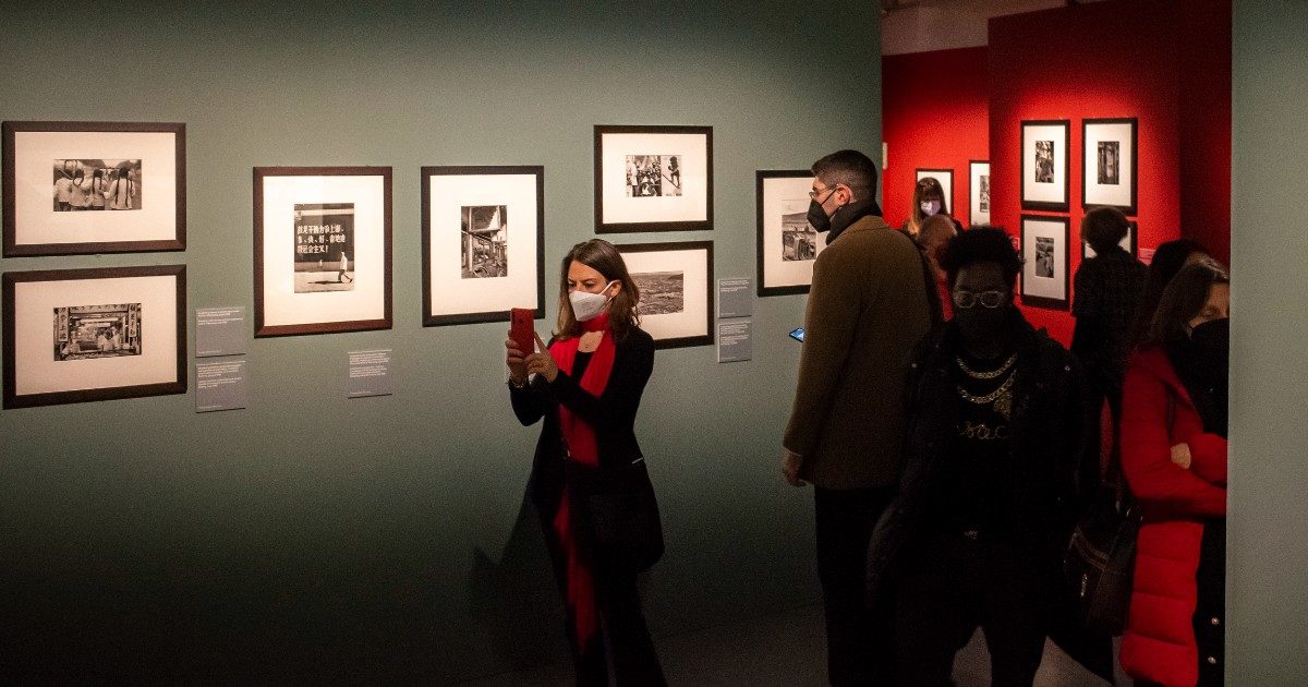 “Turni spezzati, paghe da fame e malattia non riconosciuta”: la giungla dei contratti degli operatori museali. “Così cambieremo tutti lavoro”