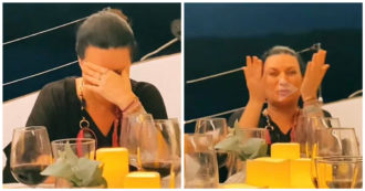 Copertina di Laura Pausini beve un bicchiere di troppo: “Ve l’ho detto che sono astemia”. E interviene sua figlia: il video diventa virale su TikTok