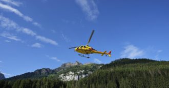 Marmolada, i vigile del fuoco: “Non ci arrendiamo. Le ricerche andranno avanti, 24 ore su 24. Lo dobbiamo alle famiglie”