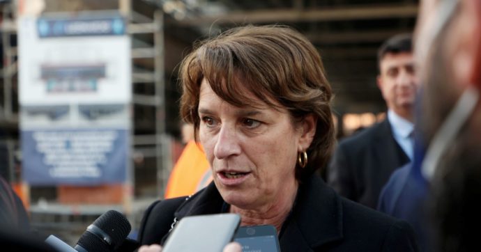 Maria Cristina Messa e le studentesse vip, parla la docente: “Fui io a denunciarla, dopo mi fecero fuori da tutto”