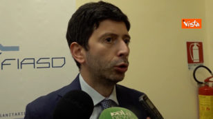 Copertina di Covid, Speranza: “Con ripresa contagi possibile ricaduta su ospedalizzazioni, ma ora siamo più forti. Se servissero posti letto, pronti alla sfida”