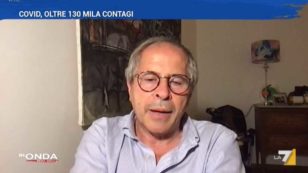Copertina di Covid, Crisanti a La7: “Governo ha sbagliato completamente comunicazione su protezione dei fragili con mascherine e quarta dose”