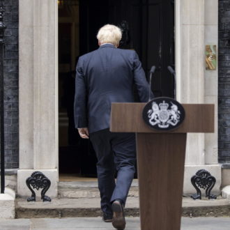 Copertina di Boris getta la spugna: Kiev in lutto, Mosca esulta. Il Fatto di domani 7 luglio