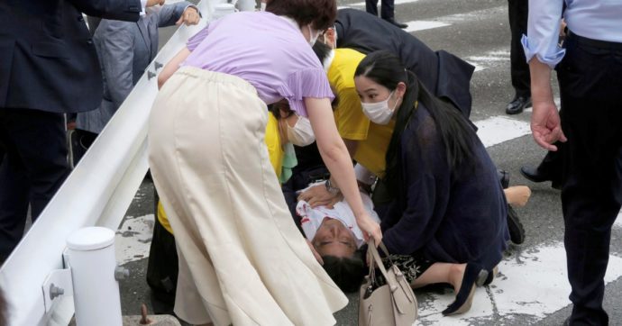 Shinzo Abe, la fine di un “eletto”. E Tokyo pensa al riarmo