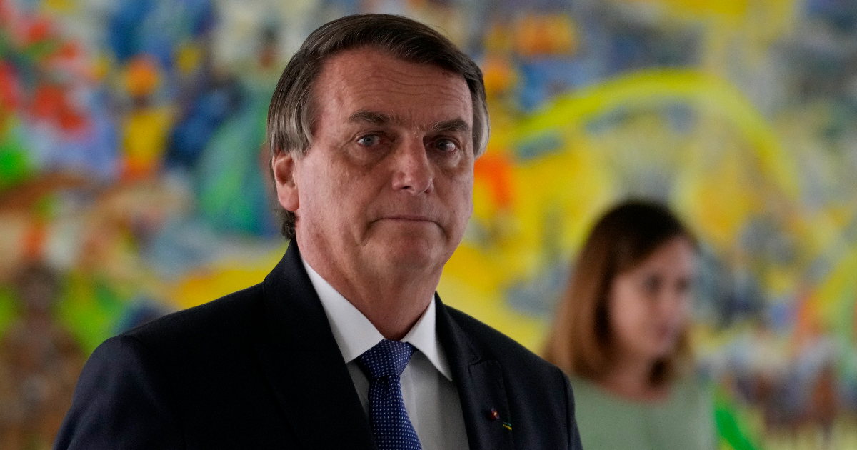Brazil, Bolsonaro flies to the United States two days before his term ends: he will give up extradition with Lula