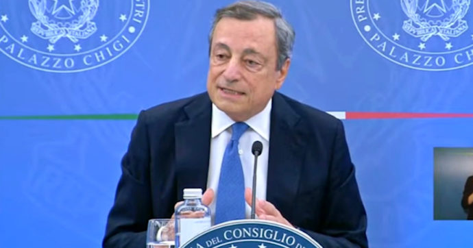 Il governo dopo la crisi non avrà peso: sarà un esecutivo estivo controllato dal bagnino Draghi
