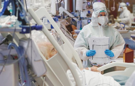 Covid, l’Iss: “In calo incidenza e Rt. Scende anche il tasso di occupazione in terapia intensiva”