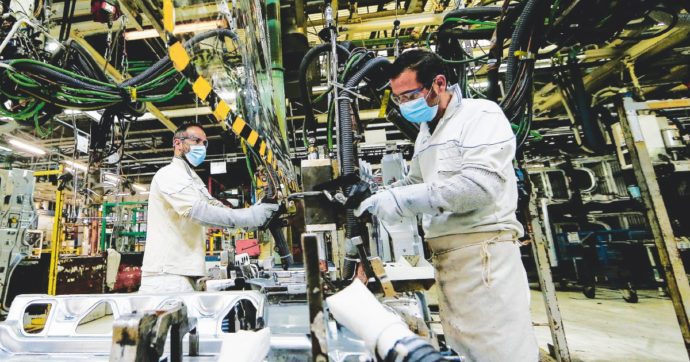 Vigilantes, panificatori, colf e vetrai: ecco i contratti ‘corsari’ sotto i 9 euro