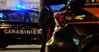 Copertina di Firenze, bambino di 10 anni chiama il 112: “Papà sta picchiando la mamma”. I carabinieri salvano la donna e i figli