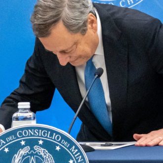 Copertina di Draghi si dimette: il Fatto di domani 15 luglio