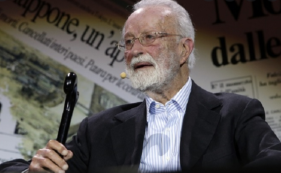 Copertina di Morto Eugenio Scalfari, addio all’ateo che dialogava con Dio: “Ma voi pretendete anche di sapere qual è il vostro rapporto con l’Universo…”