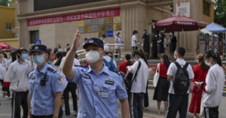 Copertina di Cina, milioni di persone tornano in lockdown. Capital economics: “Focolai Covid in 41 città che producono il 41% del pil”