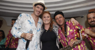 Copertina di Sarah Ferguson torna all’Anema e Core dopo circa vent’anni: le foto