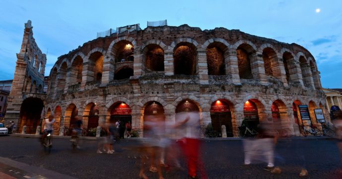 Copertina di Caso “Blackface” all’Arena, diserta la soprano Blue