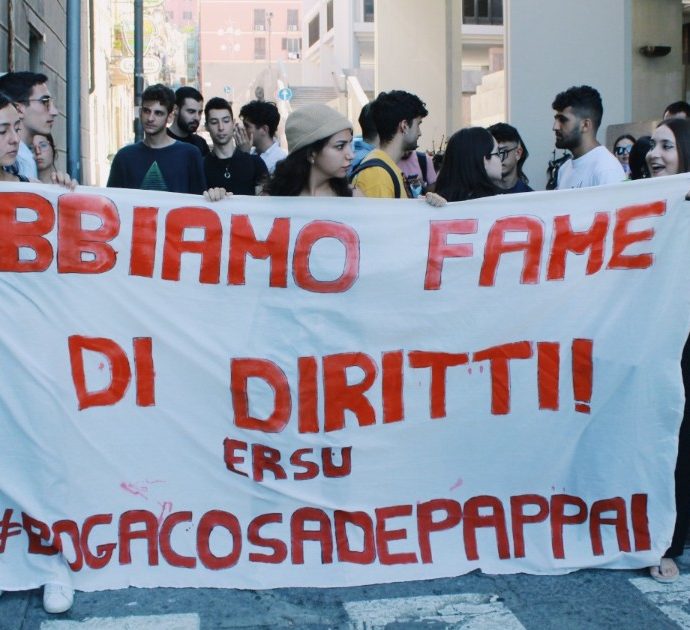 Sardegna, Regione nomina il cda Ersu: erano a rischio blocco 8000 borse di studio. Studenti: “Abbiamo vinto, ora non abbassare guardia”