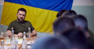 Copertina di Zelensky caccia tutti: 007, giudici, diplomatici e generali