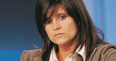 Copertina di Dopo 23 anni si riaccendono i riflettori sul delitto di Cogne: “Anna Maria Franzoni gestisce un bed & breakfast in Emilia Romagna”