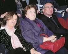 Copertina di Postiglione, il prefetto che ama il doppio incarico