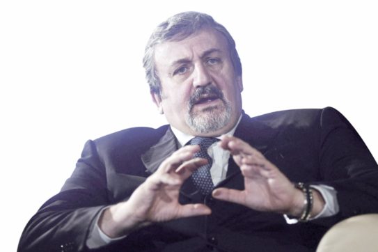 “Mi sta bene, però tutti intercettabili”