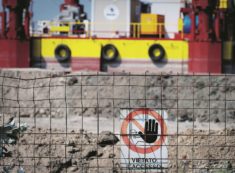 Copertina di La versione di Galan contro la segretaria: “False le mie firme”