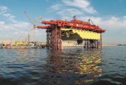 Copertina di Galan: carte, complotti e un abito da 16 mila euro