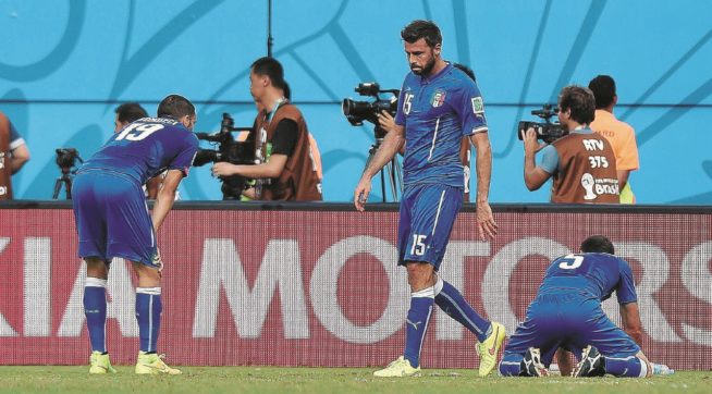 Morsi e rimorsi: siamo fuori Prandelli e Abete se ne vanno