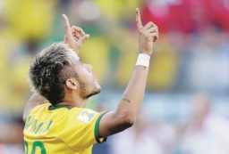 Copertina di Neymar, il piccolo Pelé sul bordo  dello psicodramma