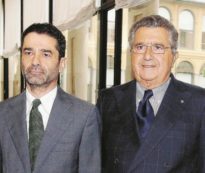 Copertina di Cir, De Benedetti jr. si flagella